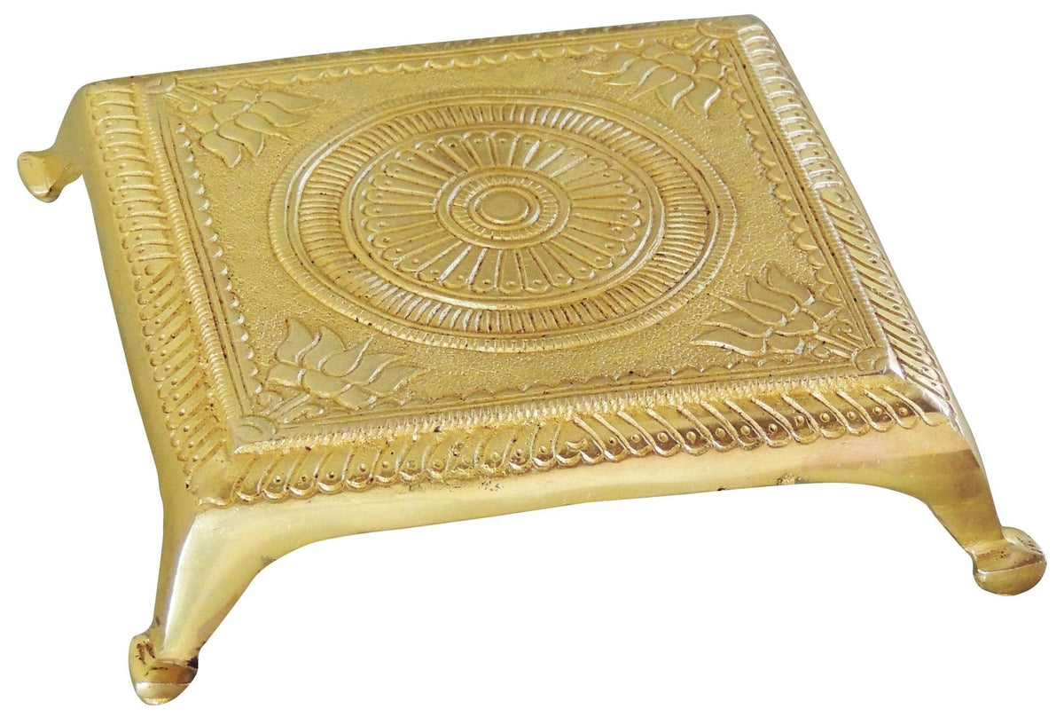 Brass Chowki For God Statue 0.47kg
