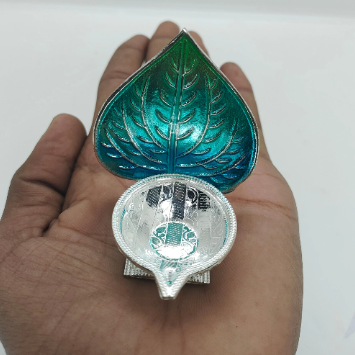 Pure Silver Betel Leaf Pattern Fancy Diya 20.5g - PUSHMYCART