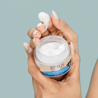 Lotus Nutranite Skin Renewal Nutritive Night Creme
