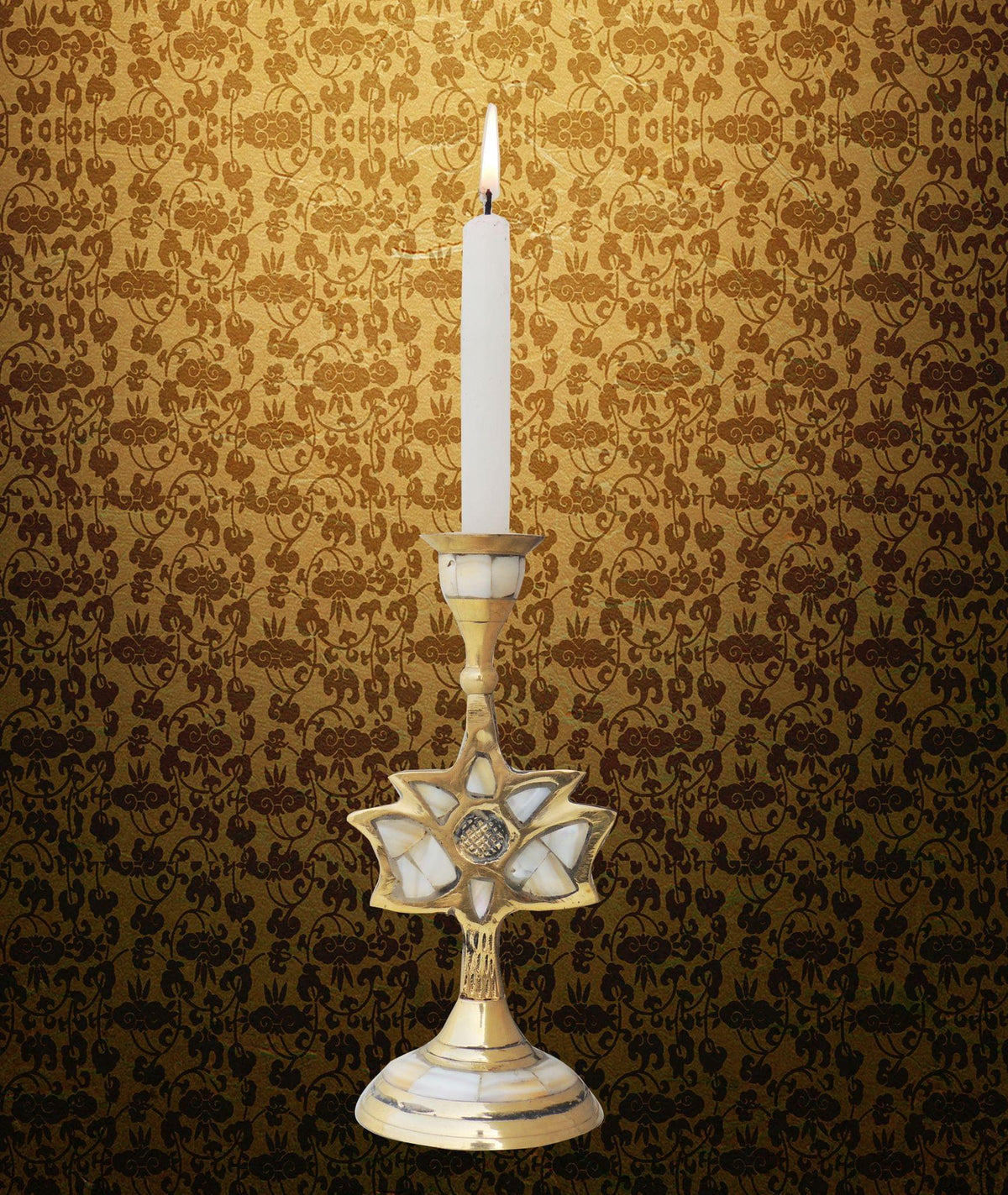 Brass Table Lotus Candle Stand 0.26Kg